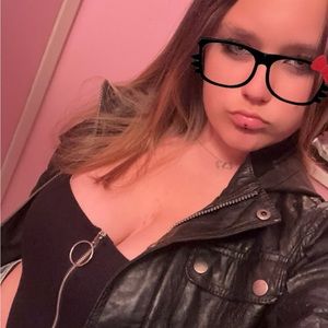 Meet your Posher, Kirra